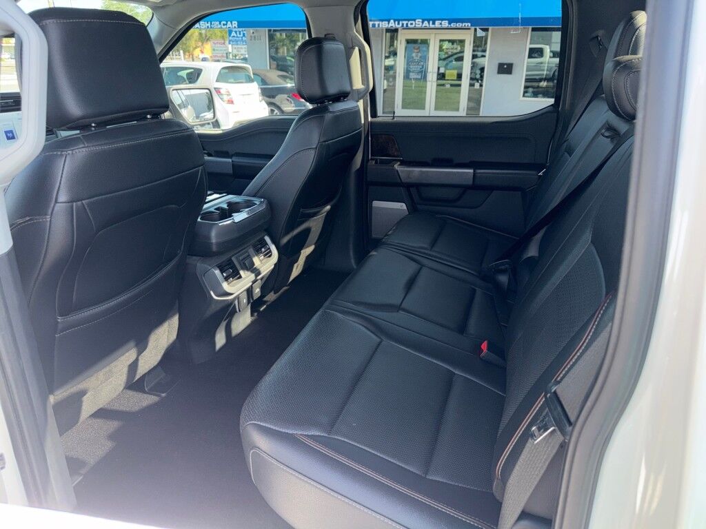 2022 Ford F-150 4WD LARIAT~FX4~TRAILER PACKAGE~360 CAMERA PACKAGE~CO-PILOT PACKAGE~1 OWNER/CLEAN CARFAX~ONLINE FINANCE AND SHIPPING AVAILABLE!!!! Sarasota FL