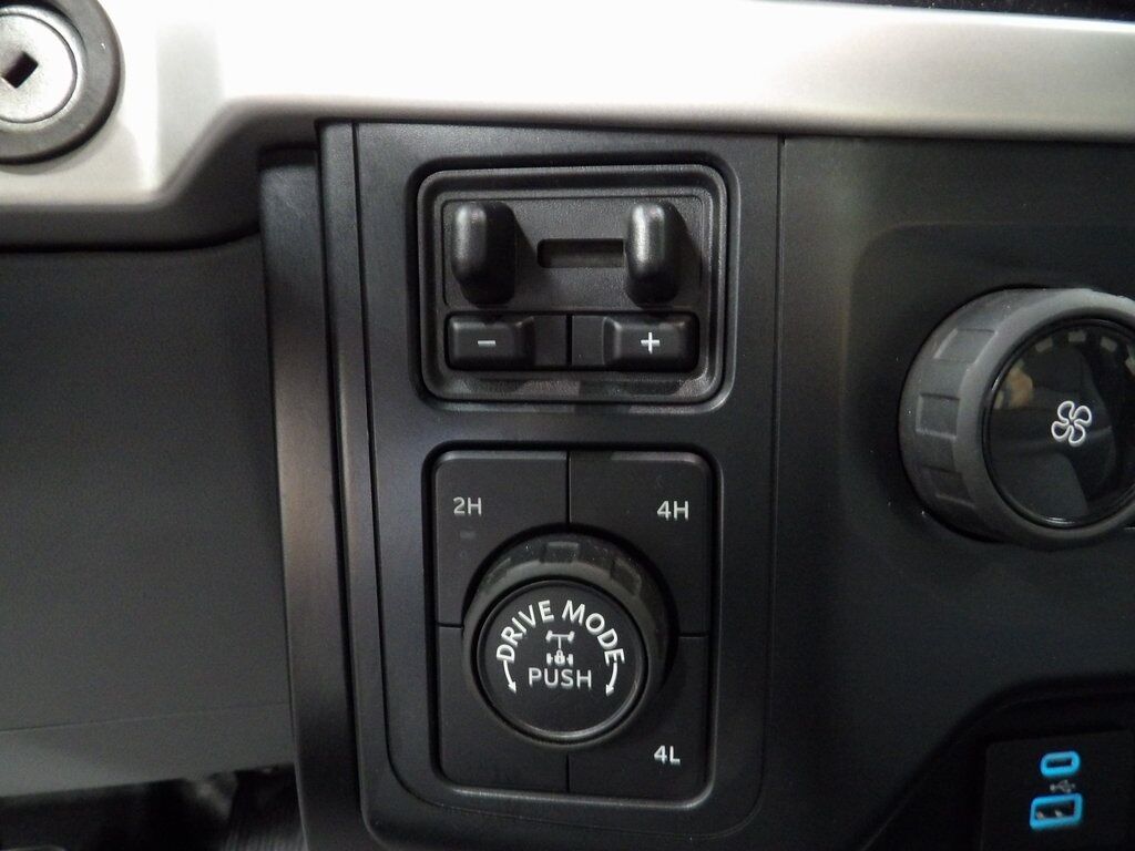 2022 Ford F-150 4x4 Regular Cab XL Fond du Lac WI