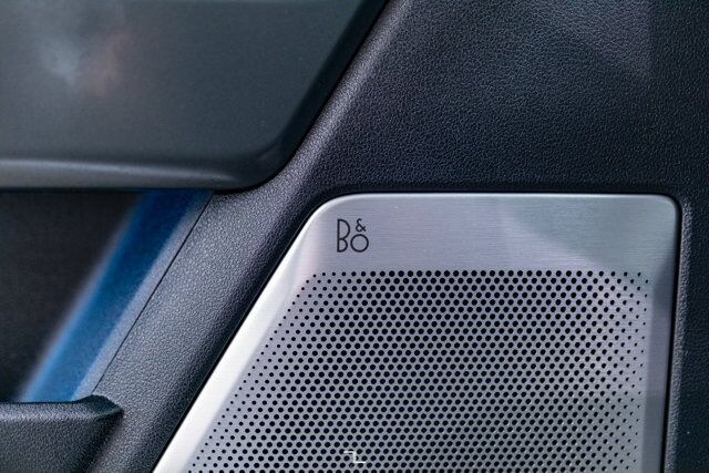 2022 Ford F-150 4x4 Super Crew Lariat Leather Nav BCam Red Deer AB