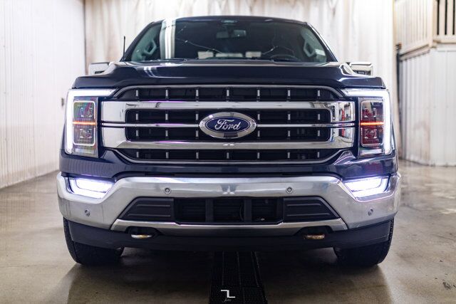 2022 Ford F-150 4x4 Super Crew Lariat Leather Nav BCam Red Deer AB