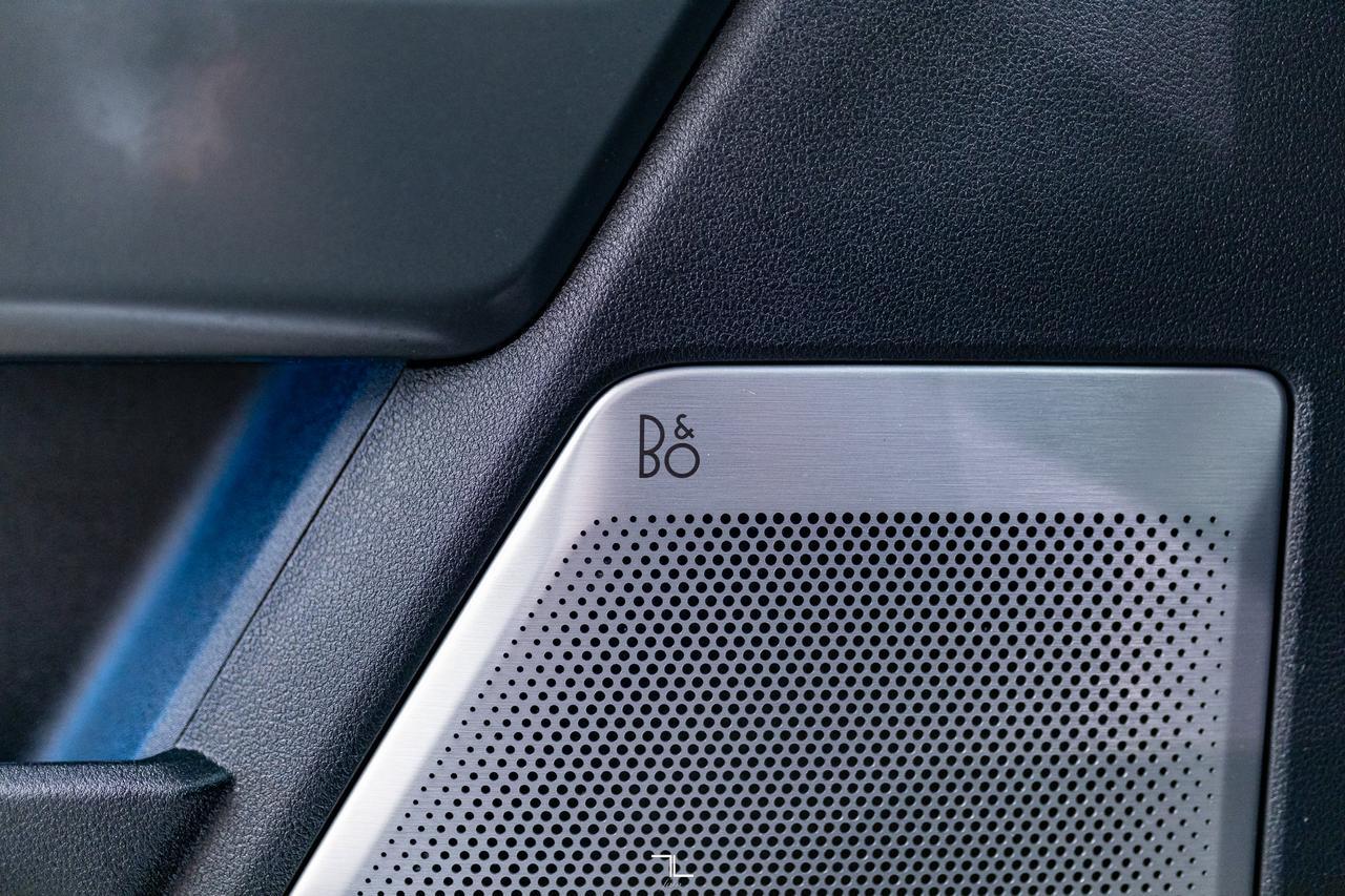 2022 Ford F-150 4x4 Super Crew Lariat Leather Nav BCam Red Deer AB