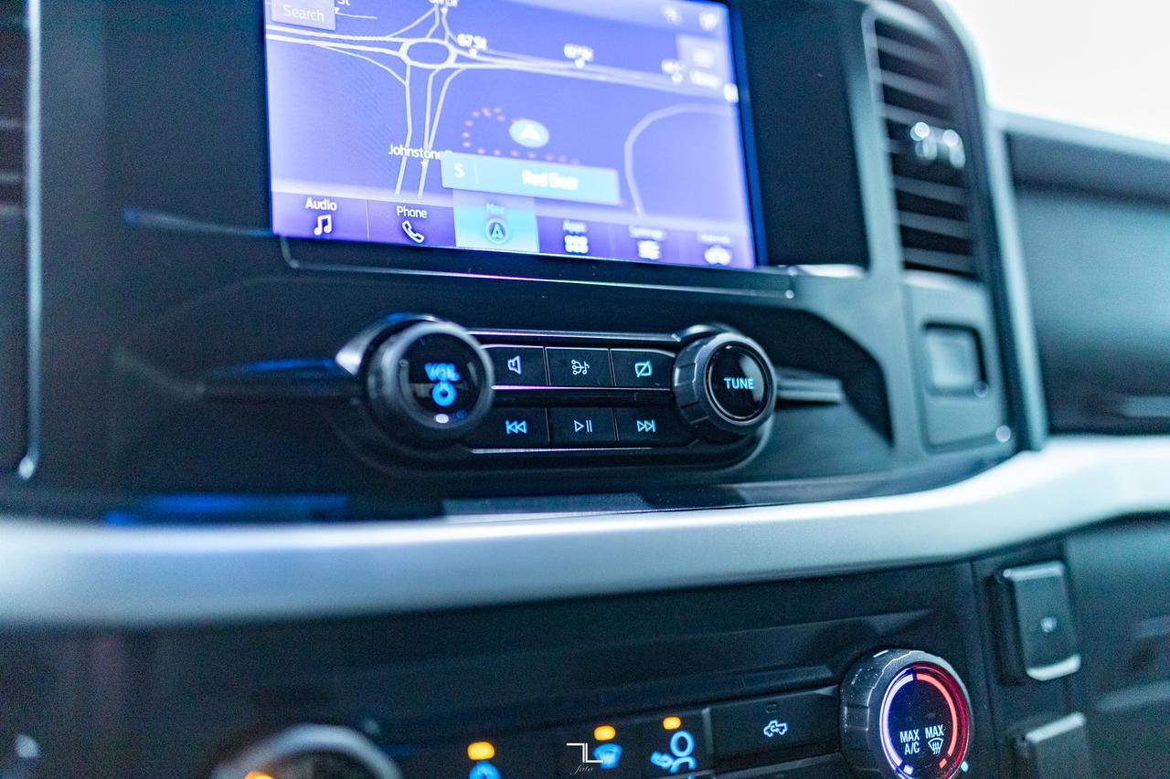 2022 Ford F-150 4x4 Super Crew XLT Nav BCam Red Deer AB