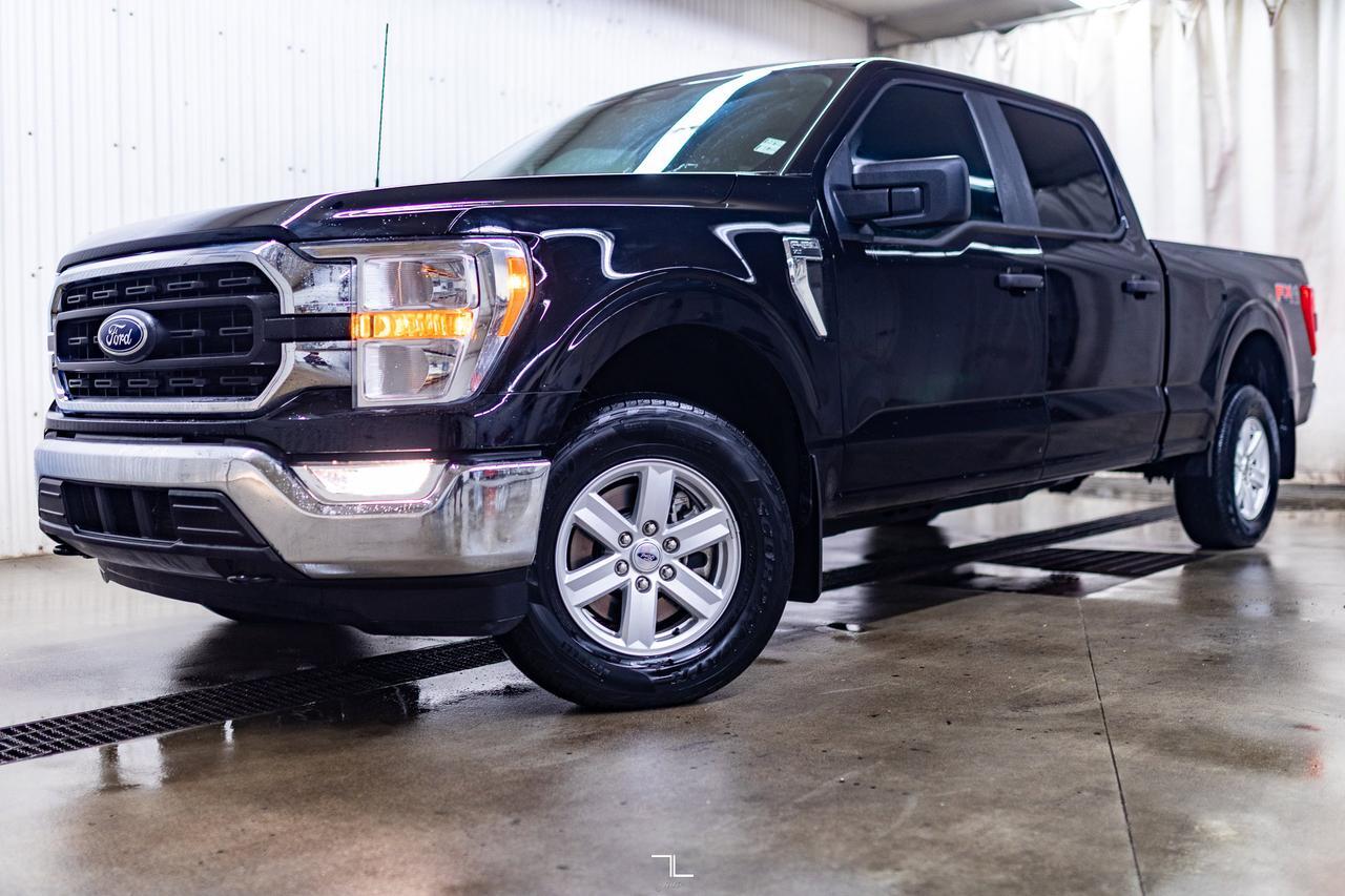 2022 Ford F-150 4x4 Super Crew XLT Nav BCam Red Deer AB