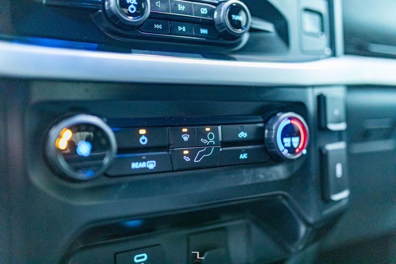 2022 Ford F-150 4x4 Super Crew XLT Nav BCam Red Deer AB