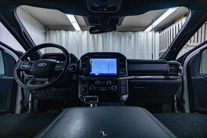 2022 Ford F-150 4x4 Super Crew XLT Sport Longbox Nav Roof BCam Red Deer AB