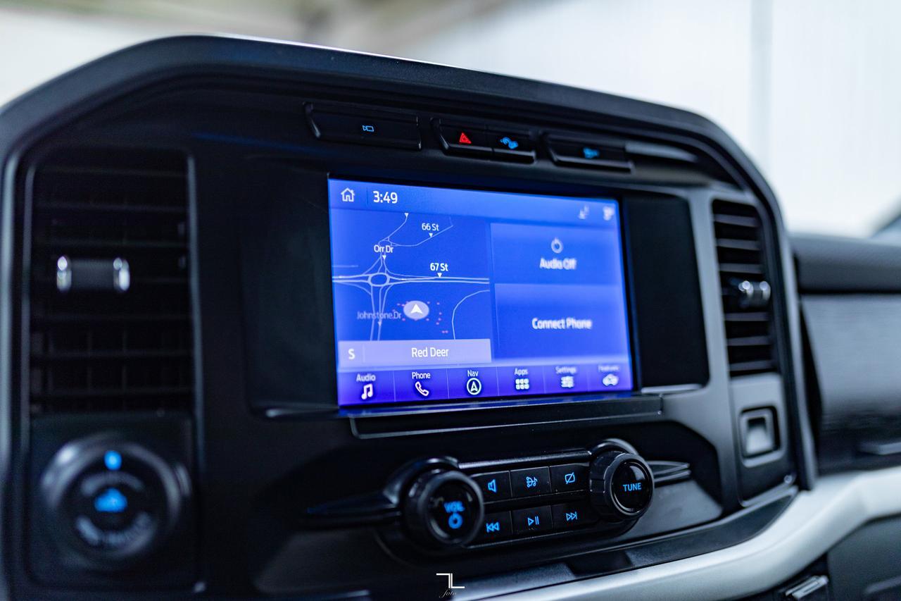 2022 Ford F-150 4x4 Super Crew XLT XTR Nav BCam Red Deer AB