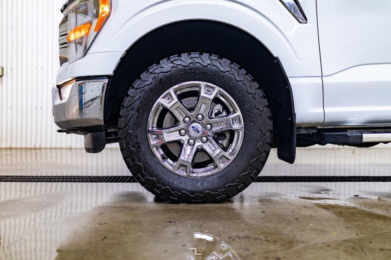 2022 Ford F-150 4x4 Super Crew XLT XTR Nav BCam Red Deer AB