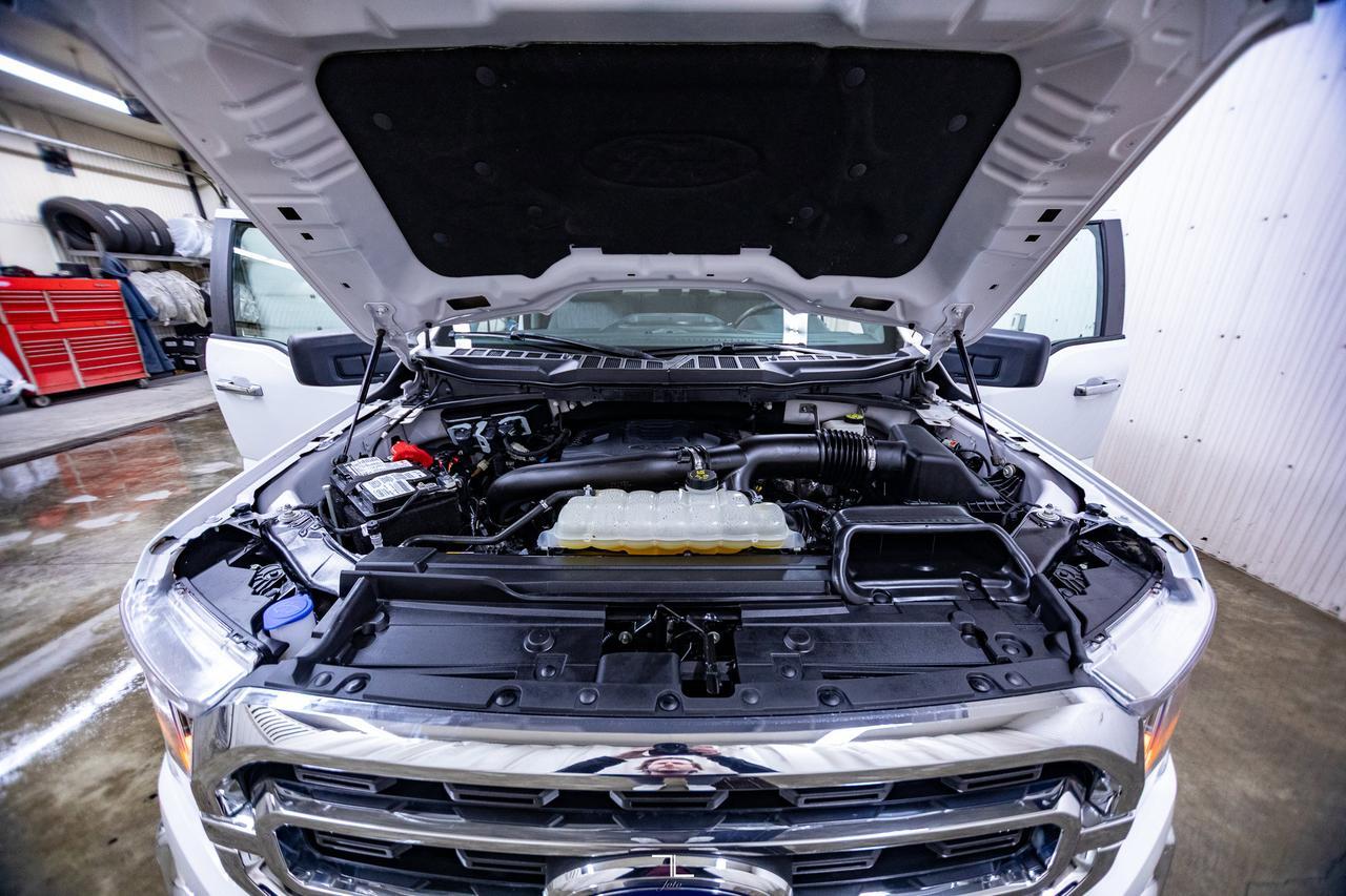 2022 Ford F-150 4x4 Super Crew XLT XTR Nav BCam Red Deer AB