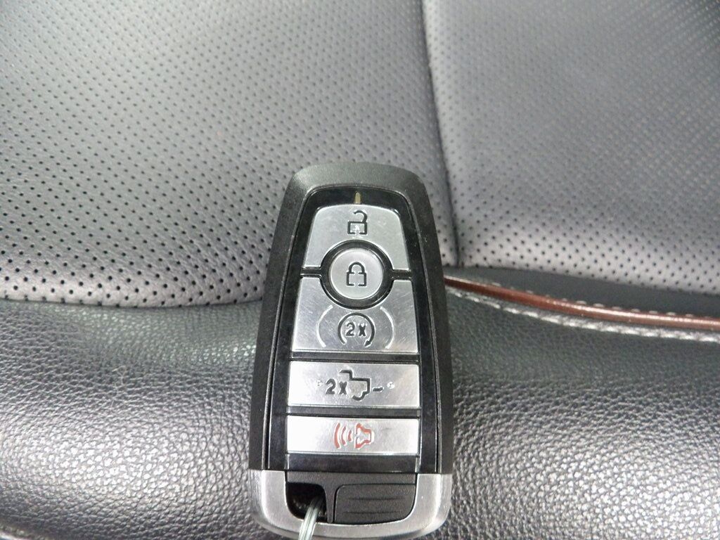 2022 Ford F-150 4x4 SuperCrew Lariat Fond du Lac WI