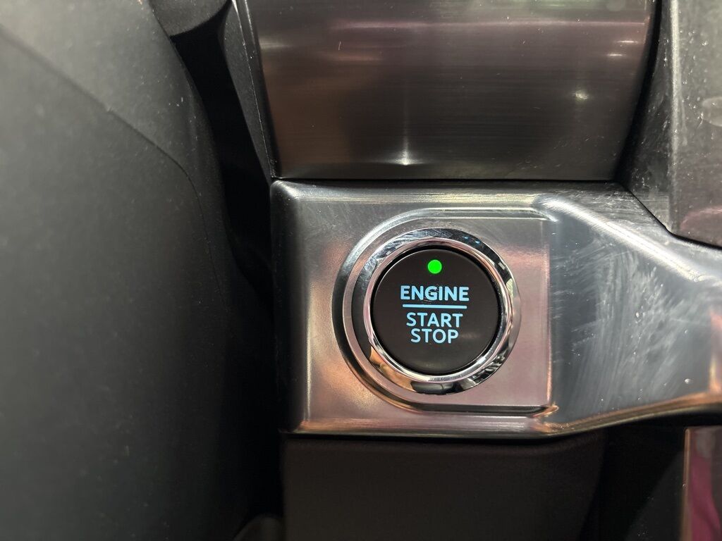 2022 Ford F-150 4x4 SuperCrew Lariat Minocqua WI