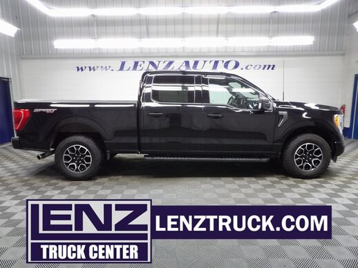 2022_Ford_F-150_4x4 SuperCrew XLT_ Fond du Lac WI