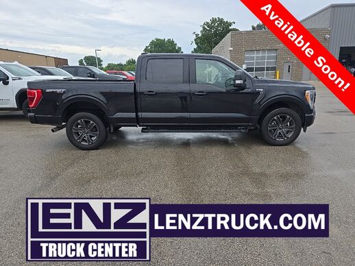 2022_Ford_F-150_4x4 SuperCrew XLT_ Fond du Lac WI