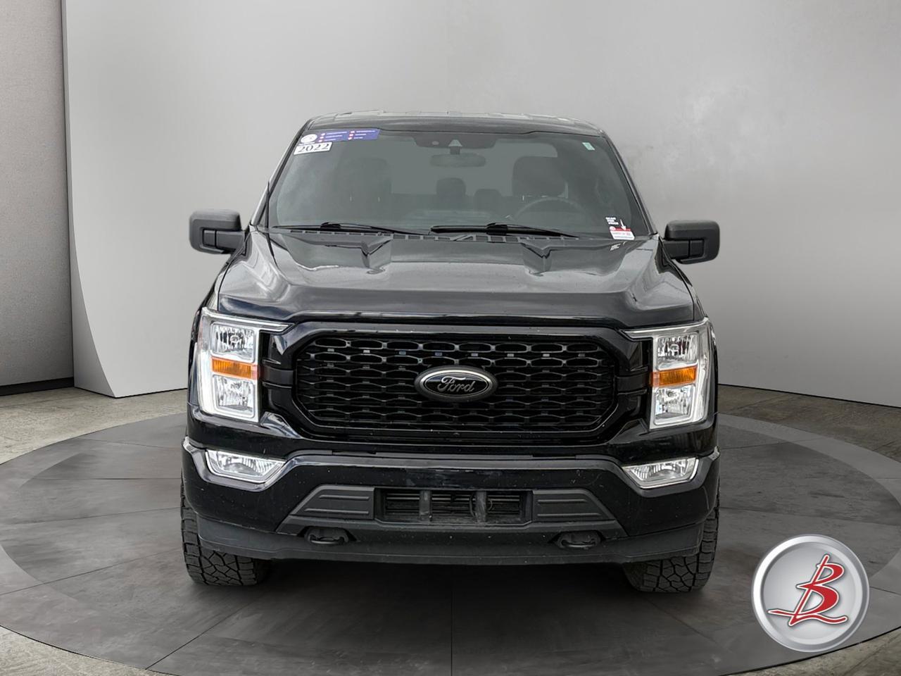 2022 Ford F-150 Crew Cab 4x4 STX Blackout Pkg