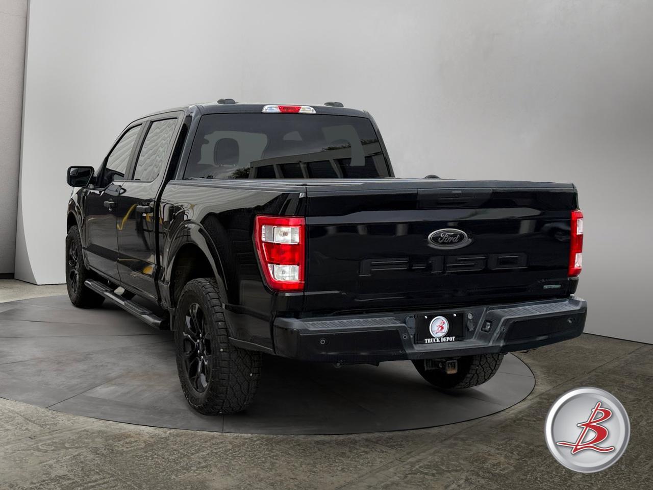 2022 Ford F-150 Crew Cab 4x4 STX Blackout Pkg