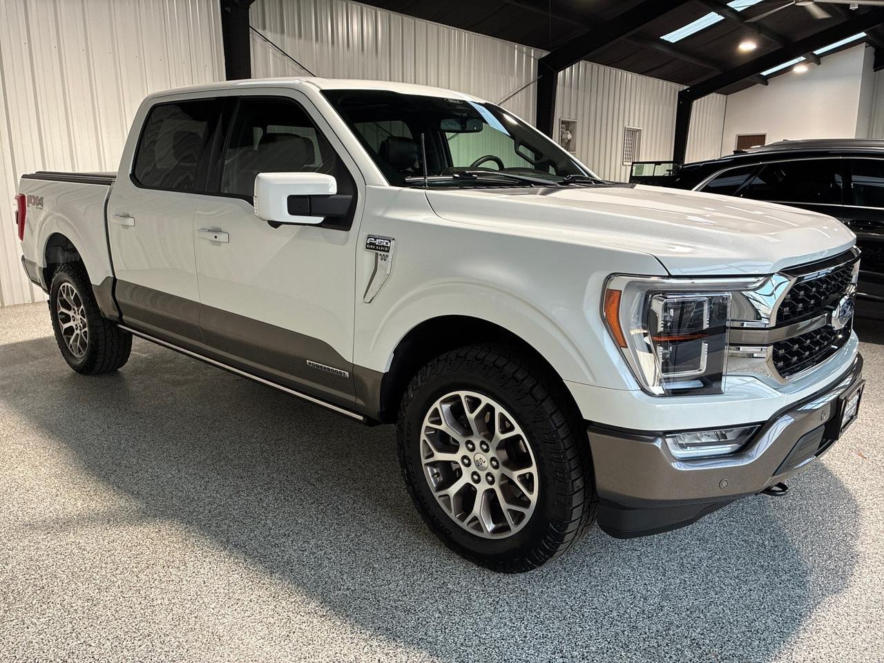2022 Ford F-150 King Ranch, 4x4, 601A High Pkg, Powerboost Hybrid w/ 7.2kw Pro Power, Pano Roof, FX4, 360 Camera, Bed Cover Houston TX