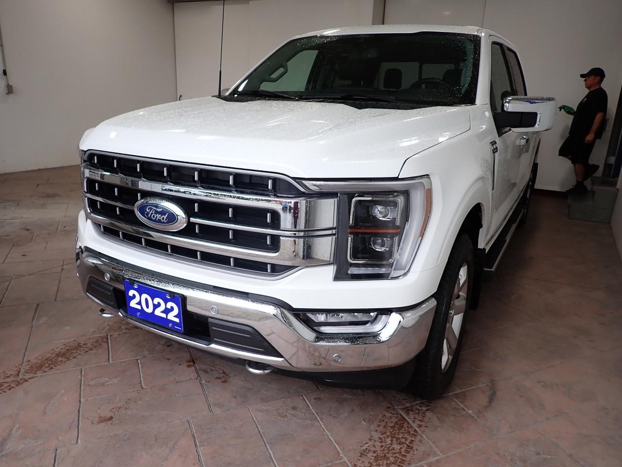 2022 Ford F-150 LARIAT CREW 4WD LEATHER NAVI SUNROOF Listowel ON