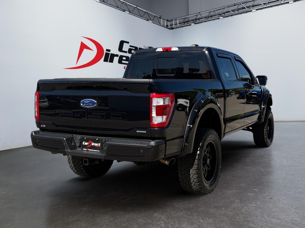 2022 Ford F-150 LARIAT, LIFTED, FENDER FLARES, TOW PACKAGE, 360 BACKUP CAMERA, POWER TAILGATE, BLIND SPOT ALERT, LANE KEEP ASSIST, HEATED & COOLING SEATS, APPLE CARPLAY/ANDROID AUTO, LOW MILES, 1 OWNER, THIS TRUCK HAS IT ALL!