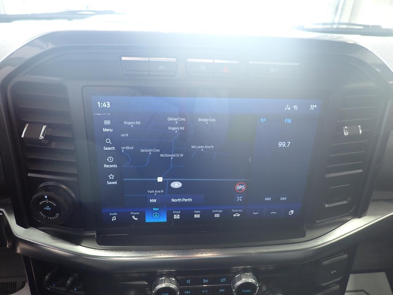 2022 Ford F-150 LARIAT SUPERCREW 5.0L V8 5.5 BOX 4WD Listowel ON