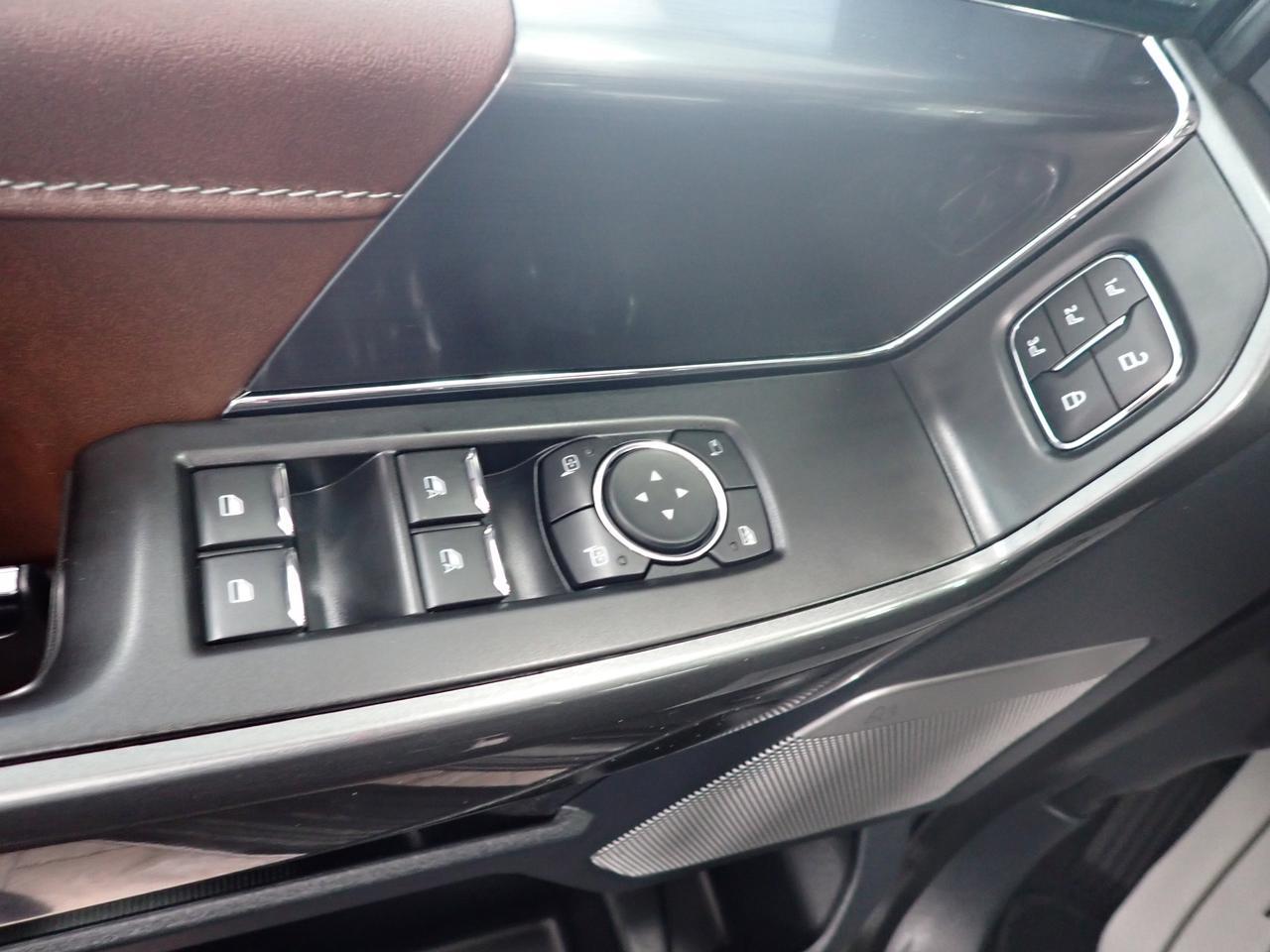 2022 Ford F-150 LARIAT SUPERCREW 5.0L V8 5.5 BOX 4WD Listowel ON