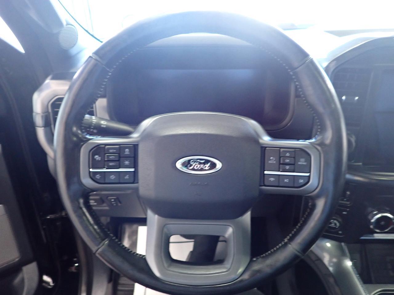 2022 Ford F-150 LARIAT SUPERCREW 5.5 BOX 4WD LEATHER NAVI SUNROOF Listowel ON