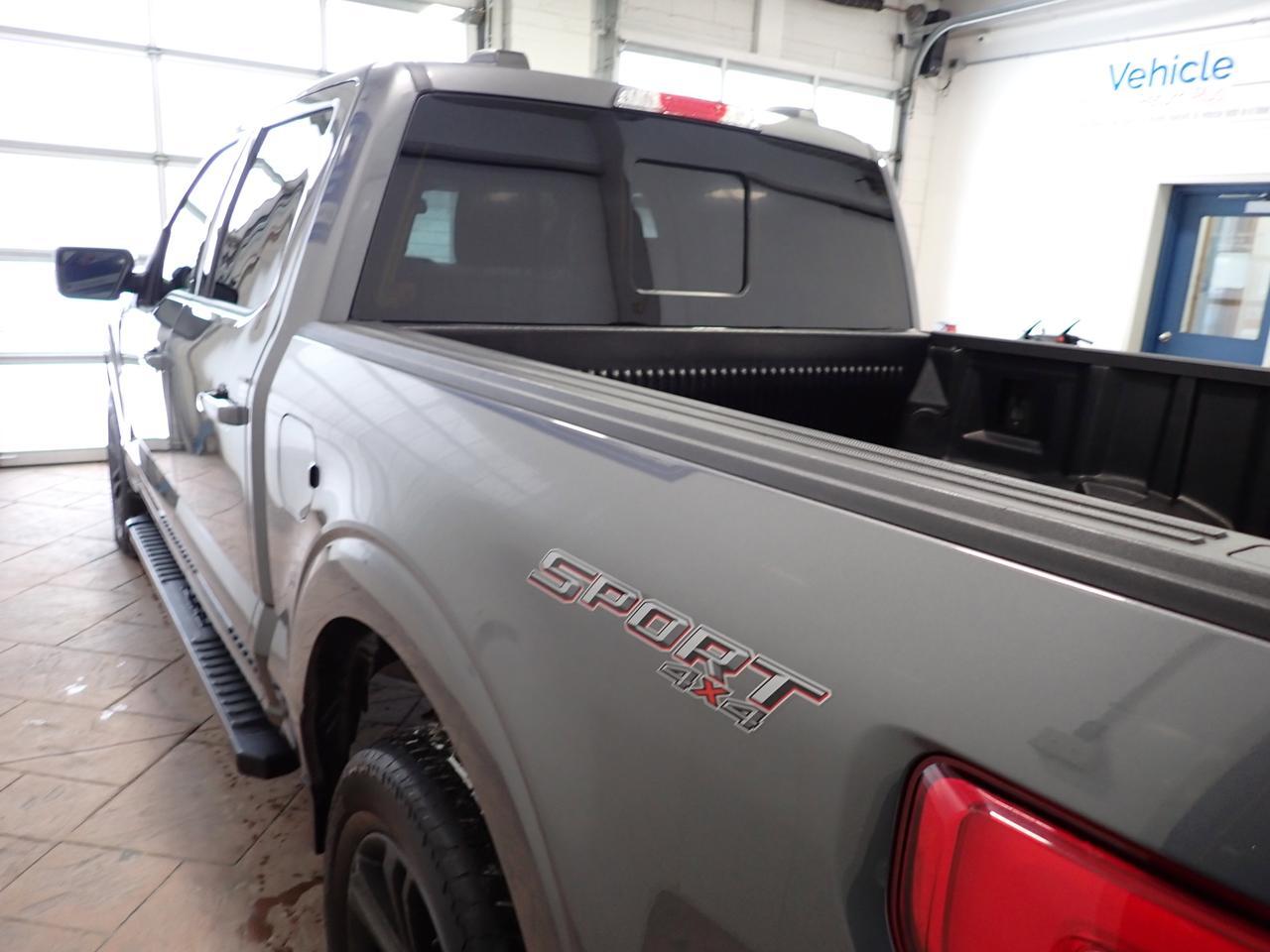 2022 Ford F-150 LARIAT SUPERCREW LEATHER NAVI SUNROOF 5.5 BOX 4WD Listowel ON