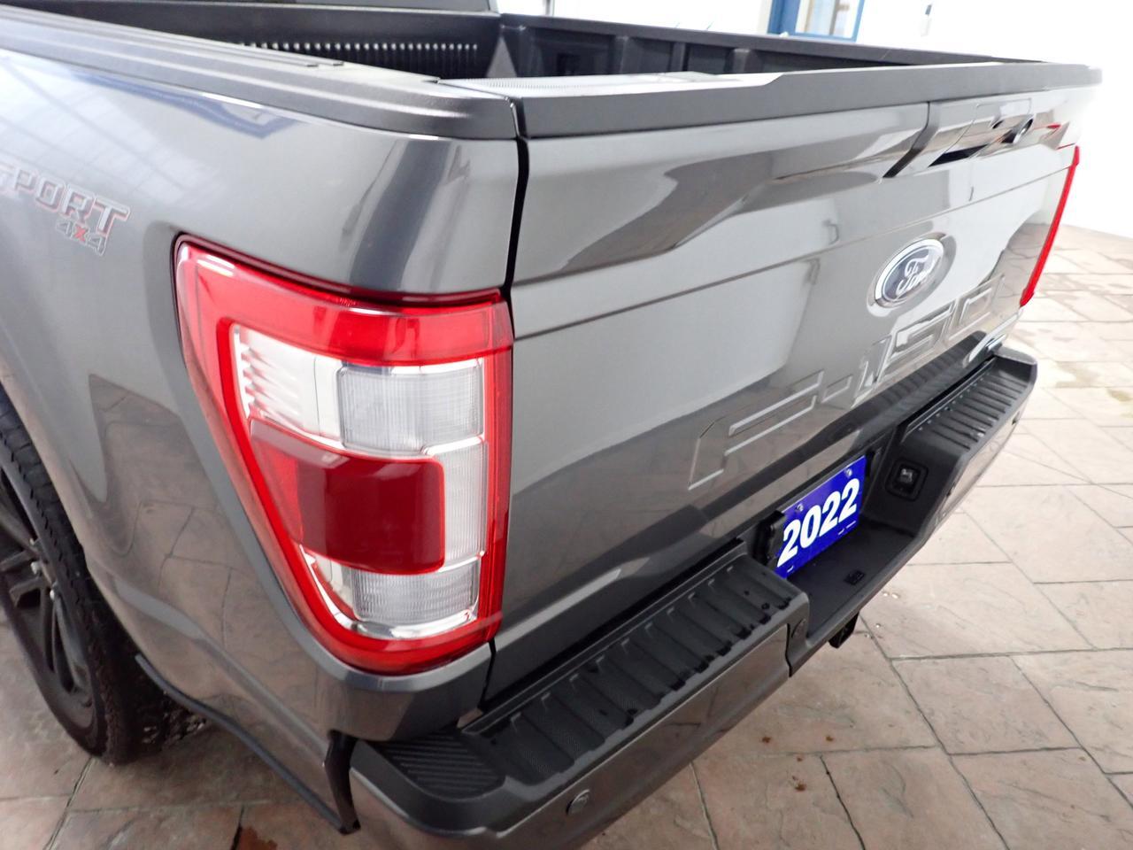 2022 Ford F-150 LARIAT SUPERCREW LEATHER NAVI SUNROOF 5.5 BOX 4WD Listowel ON