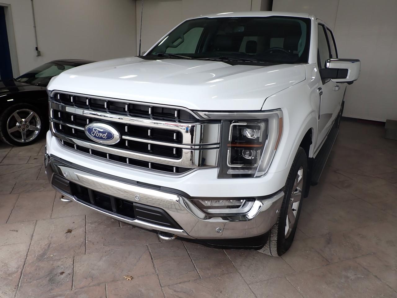 2022 Ford F-150 LARIAT SUPERCREW LEATHER NAVI SUNROOF 5.5 BOX 4WD Listowel ON