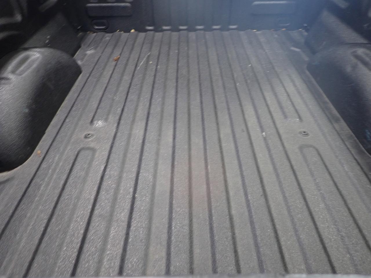 2022 Ford F-150 LARIAT SUPERCREW  LEATHER NAVI SUNROOF 6.5 BOX 4WD Listowel ON