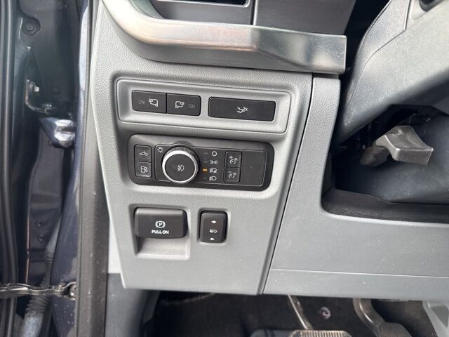 2022 Ford F-150 Lariat  TX