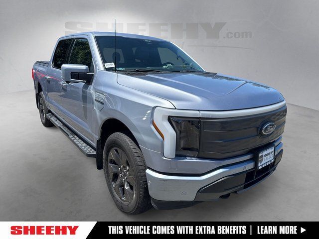 2022 Ford F-150 Lightning Lariat