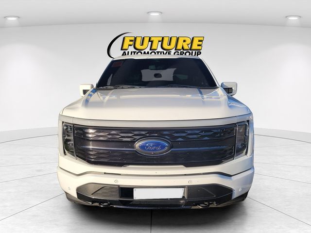 2022 Ford F-150 Lightning Platinum