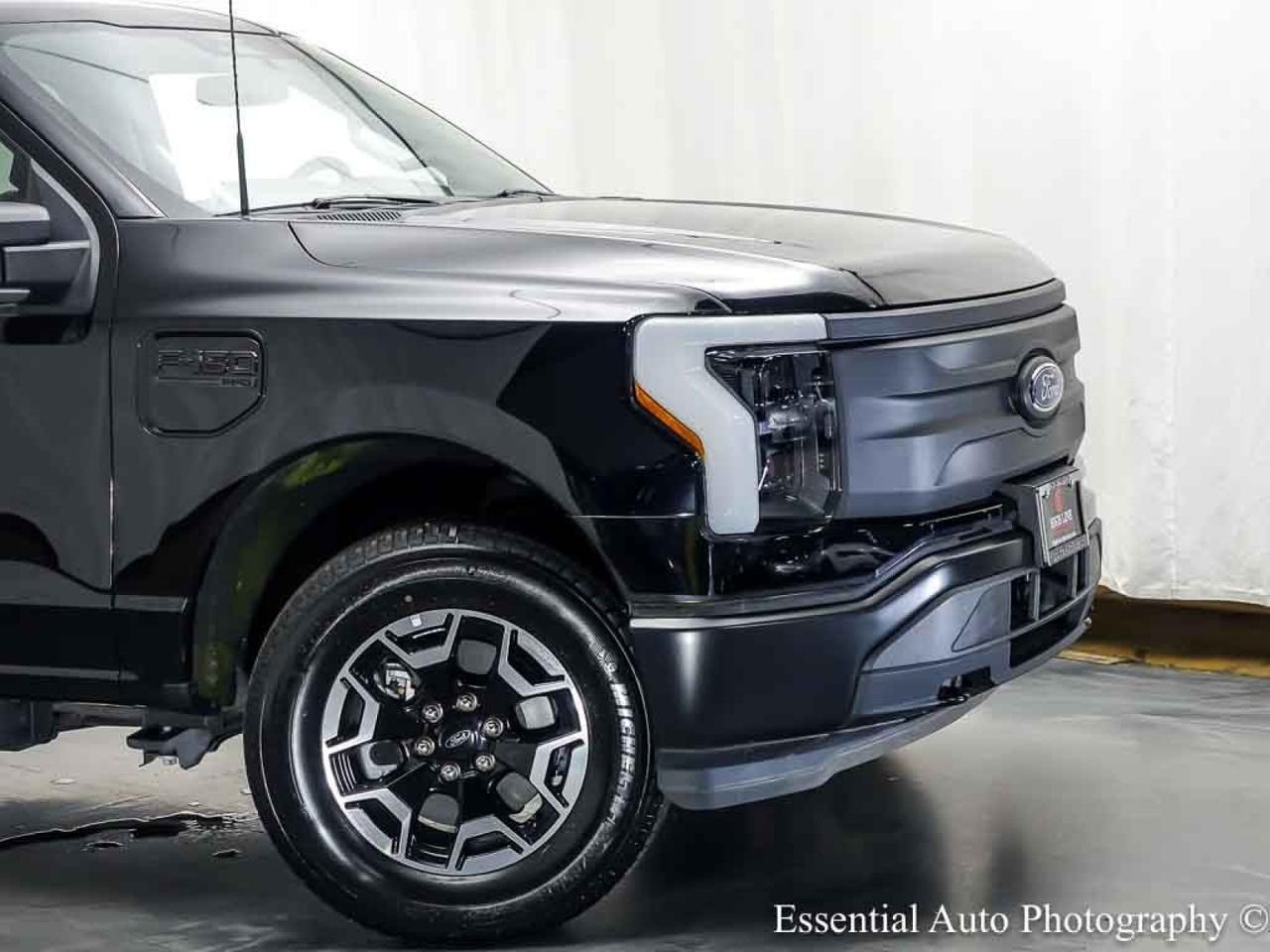 2022 Ford F-150 Lightning Pro