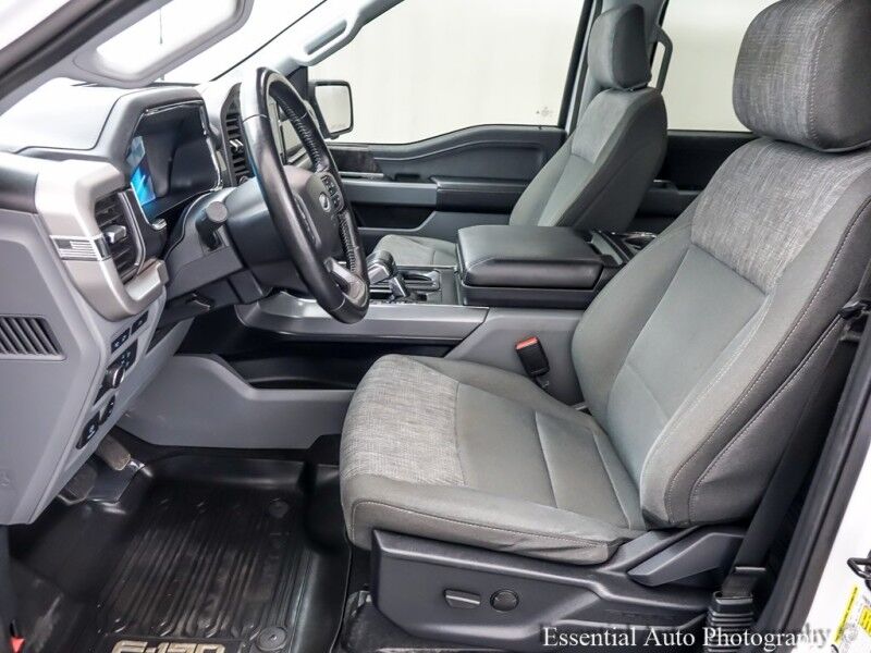 2022 Ford F-150 Lightning XLT Willowbrook IL