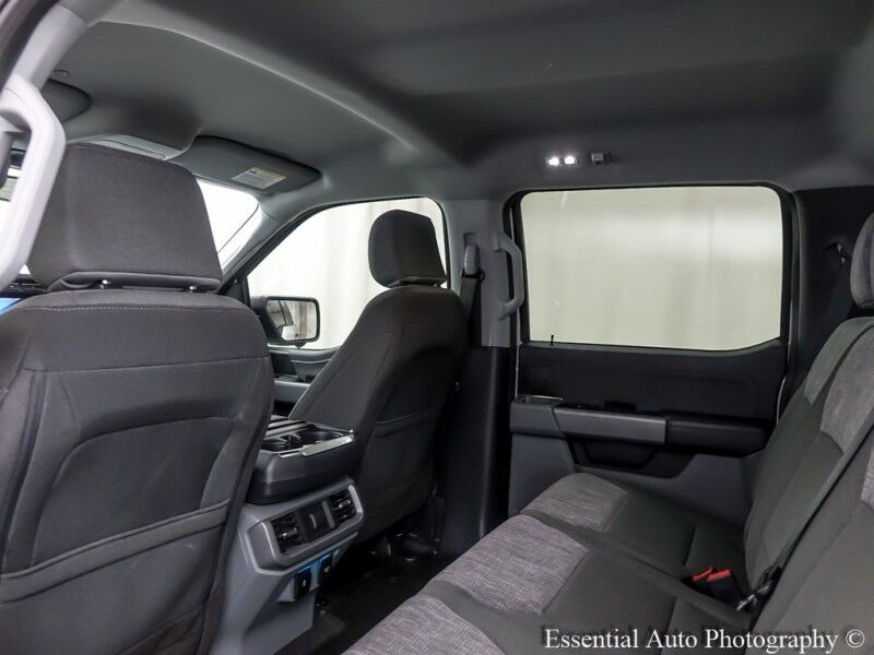 2022 Ford F-150 Lightning XLT Willowbrook IL