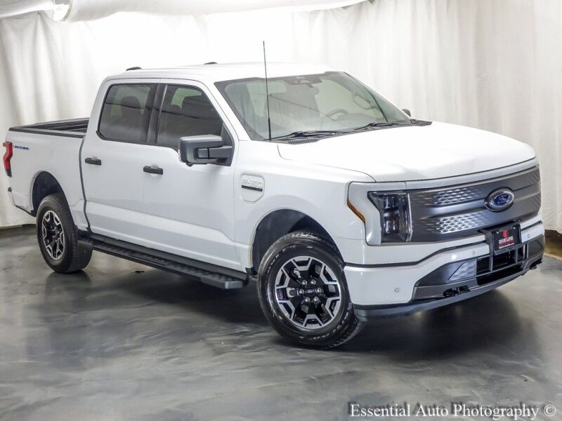 2022 Ford F-150 Lightning XLT Willowbrook IL