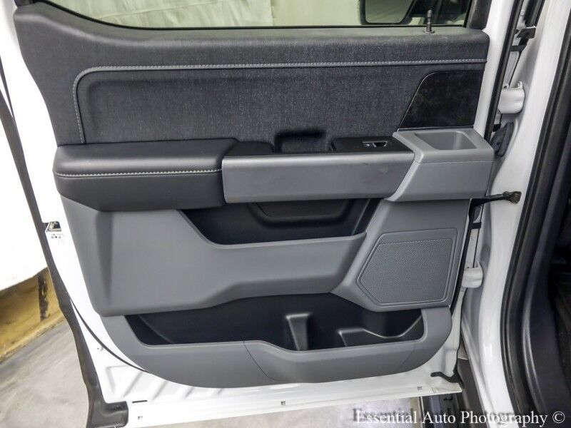 2022 Ford F-150 Lightning XLT Willowbrook IL