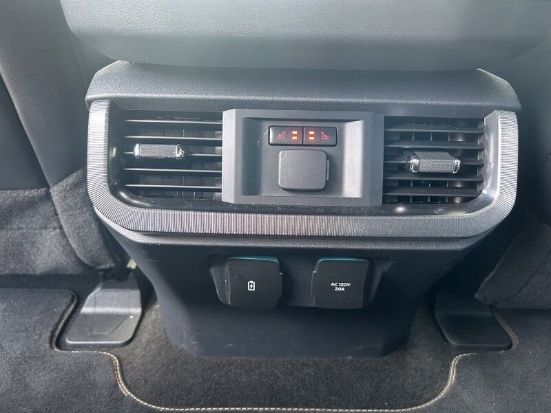 2022 Ford F-150 Platinum - 1 OWNER - OVER 77K NEW Whitinsville MA