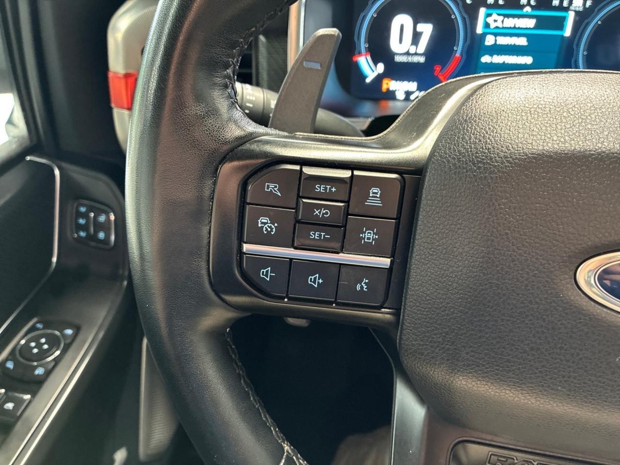 2022 Ford F-150 Raptor, Moonroof & Tailgate Pkg, Carbon Fiber Pkg, Forged Bead-Lock Capable Wheels Houston TX