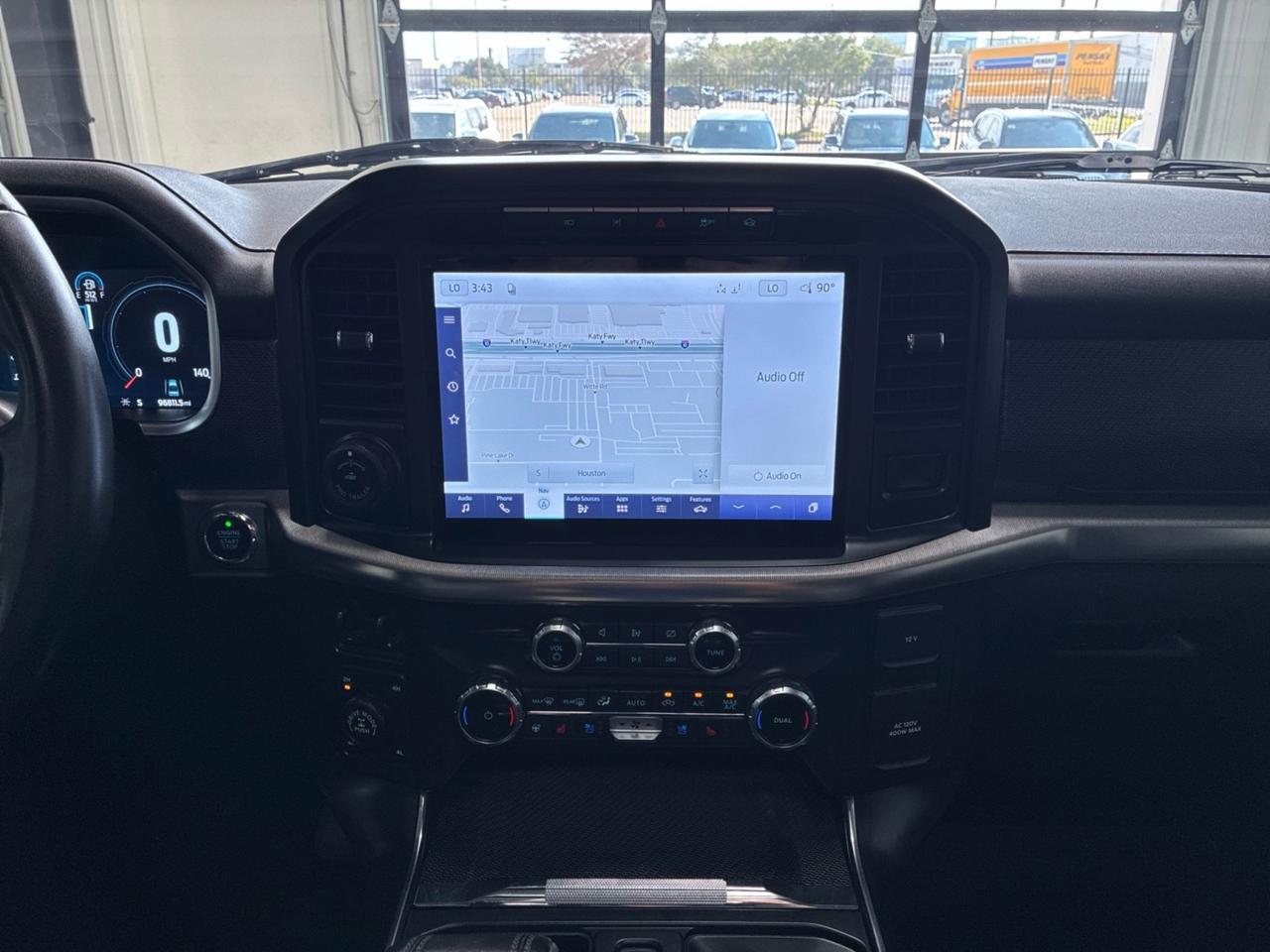 2022 Ford F-150 Raptor, Moonroof & Tailgate Pkg, Carbon Fiber Pkg, Forged Bead-Lock Capable Wheels Houston TX
