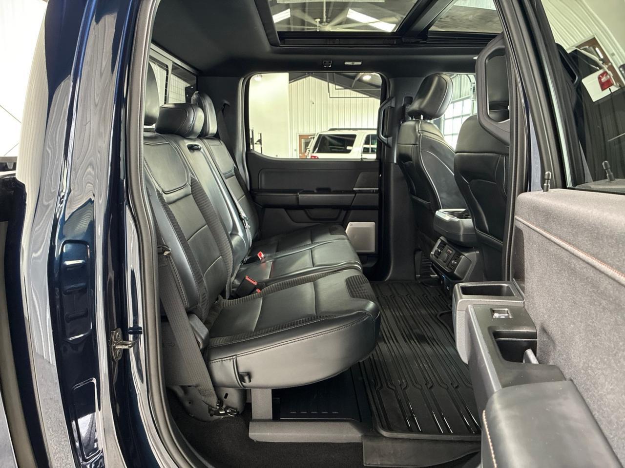 2022 Ford F-150 Raptor, Moonroof & Tailgate Pkg, Carbon Fiber Pkg, Forged Bead-Lock Capable Wheels Houston TX