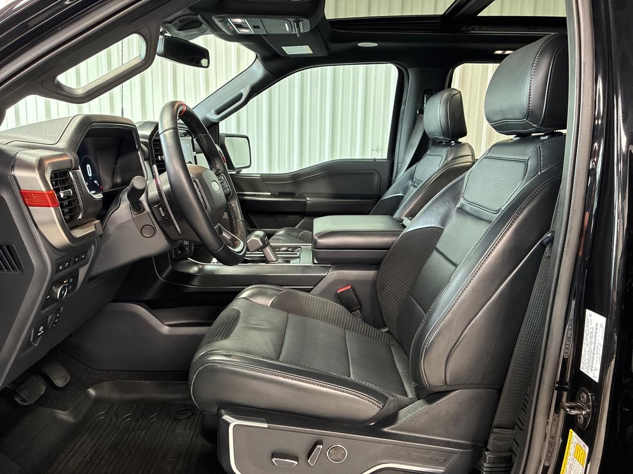 2022 Ford F-150 Raptor, Moonroof & Tailgate Pkg, Pro-Power 2kw, Carbon Fiber Pkg, Auto Stop/Start Delete, Bed Cover w/ Toolbox Houston TX