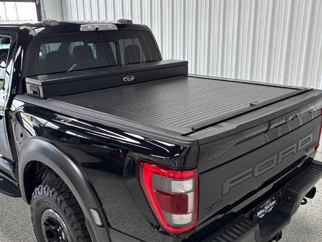 2022 Ford F-150 Raptor, Moonroof & Tailgate Pkg, Pro-Power 2kw, Carbon Fiber Pkg, Auto Stop/Start Delete, Bed Cover w/ Toolbox Houston TX