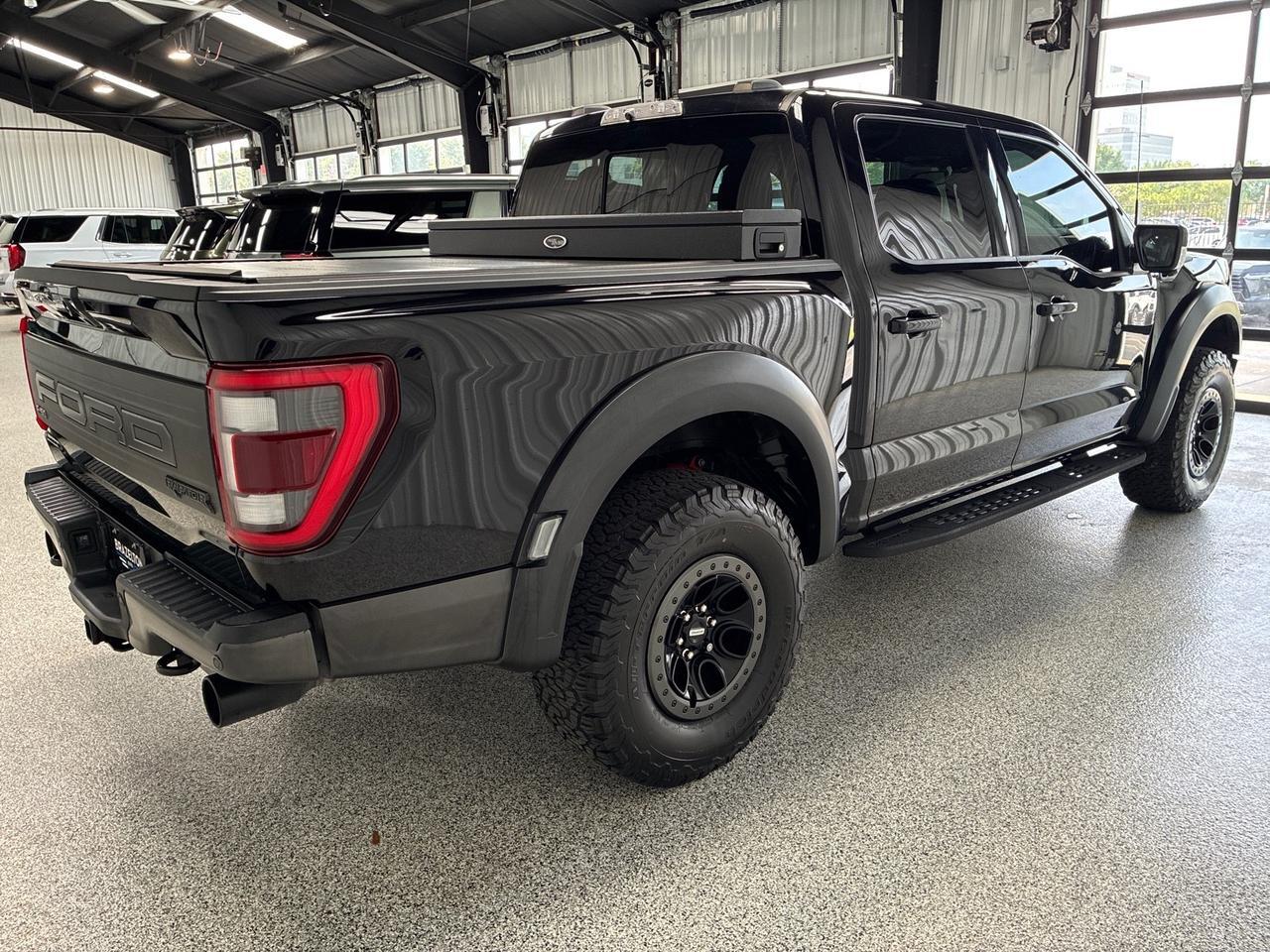 2022 Ford F-150 Raptor, Moonroof & Tailgate Pkg, Pro-Power 2kw, Carbon Fiber Pkg, Auto Stop/Start Delete, Bed Cover w/ Toolbox