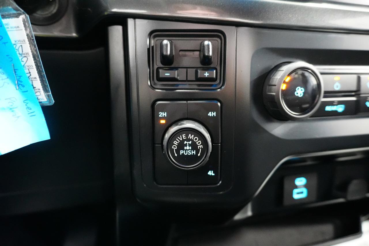 2022 Ford F-150 STX 4WD SUPERCREW 5.5&apos; BOX Listowel ON