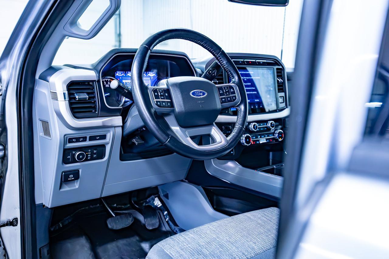 2022 Ford F-150 SUPER-CREW XLT XTR Red Deer AB