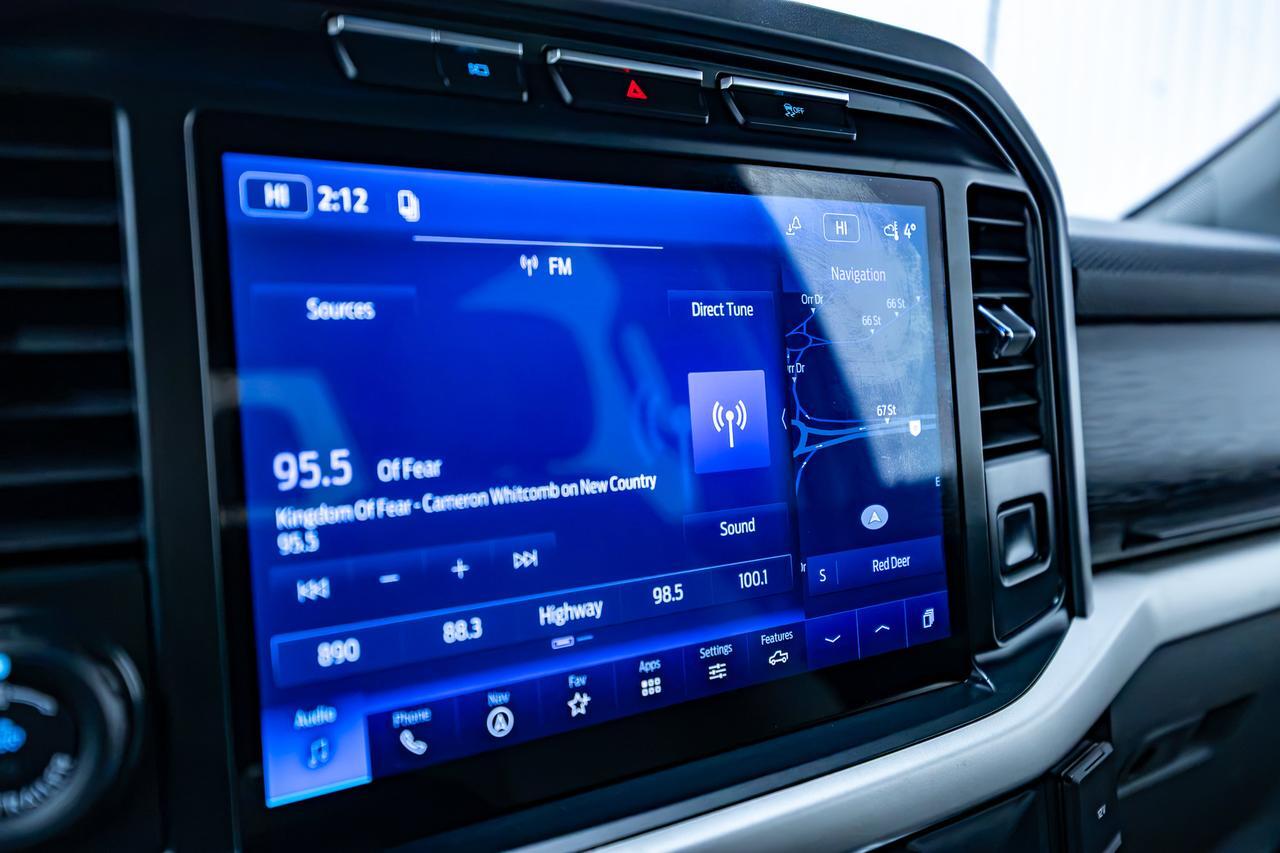 2022 Ford F-150 SUPER-CREW XLT XTR Red Deer AB