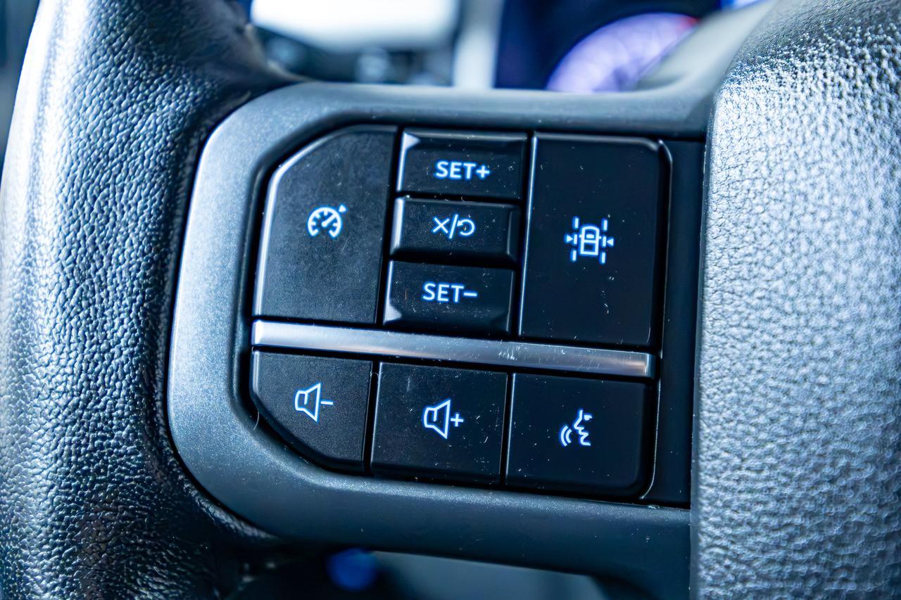 2022 Ford F-150 SUPER-CREW XLT XTR Red Deer AB