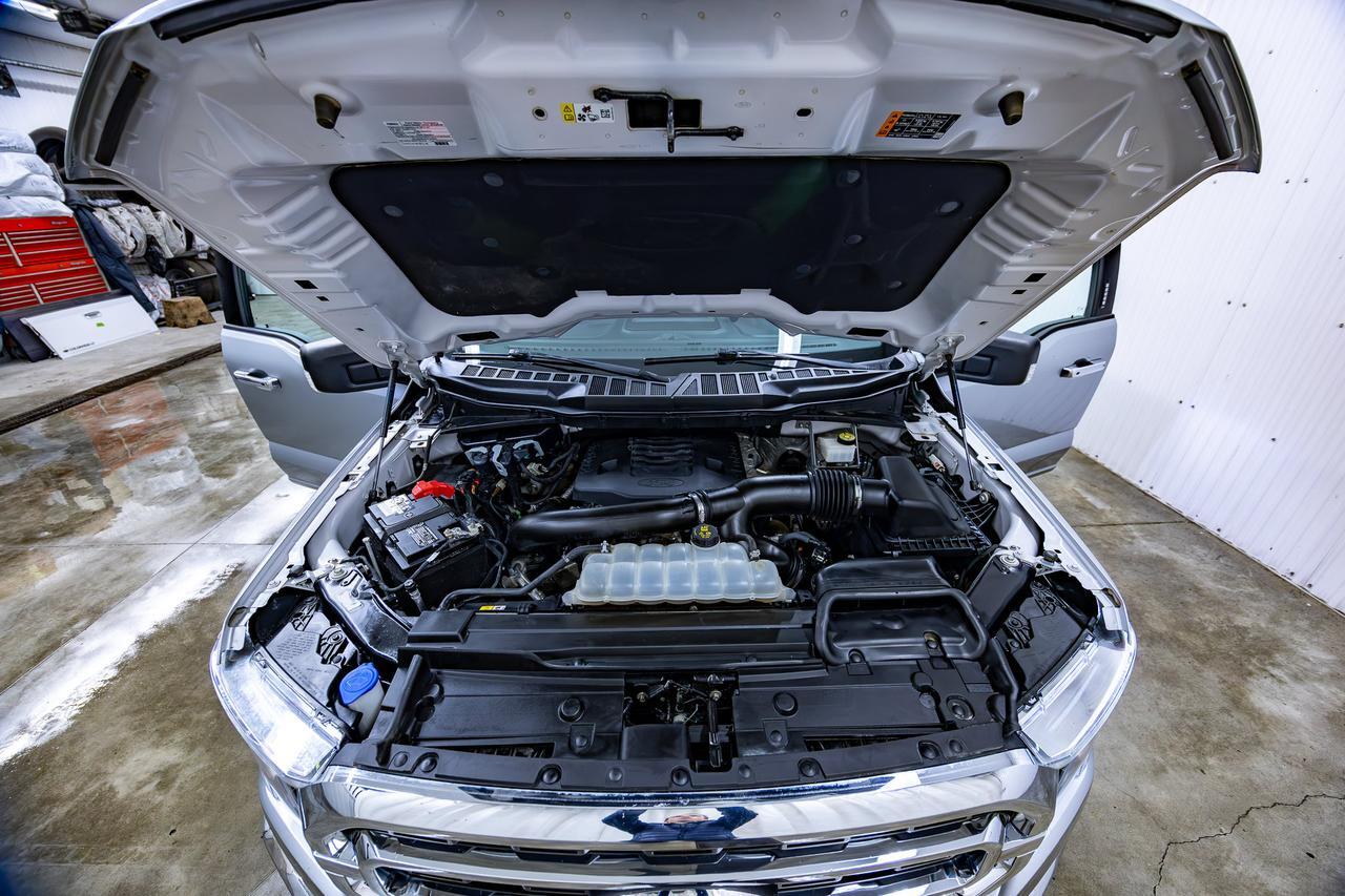 2022 Ford F-150 SUPER-CREW XLT XTR Red Deer AB