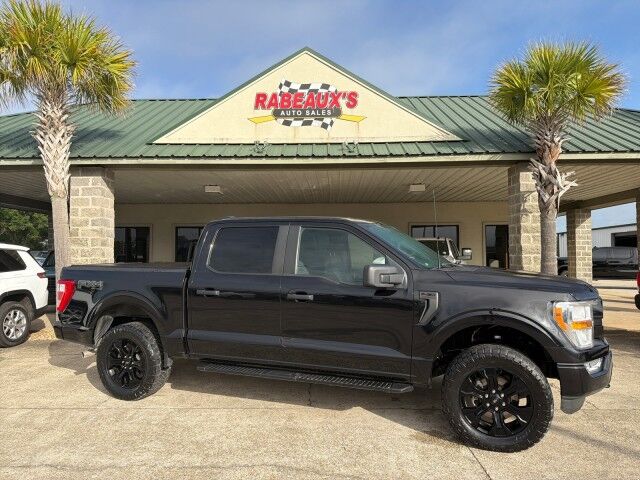2022 Ford F-150 SuperCrew 4WD XL