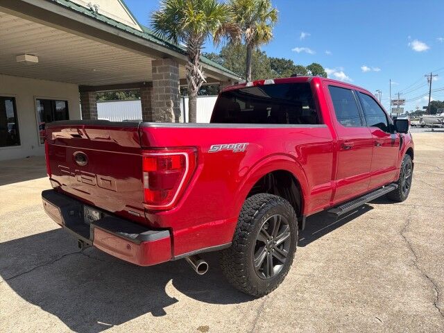 2022 Ford F-150 SuperCrew 4WD XLT